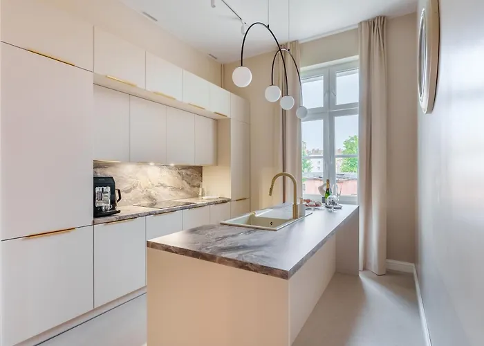 Lighthouse - Pomorska 5 شقة